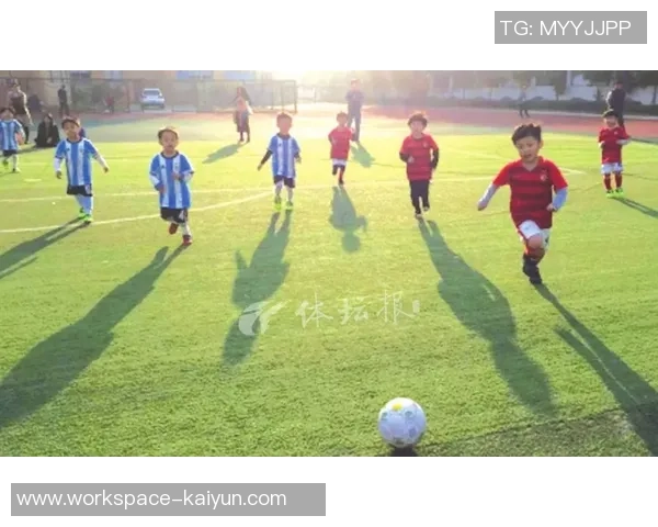 难忘的足球赛让我体会到团队合作与拼搏精神的力量